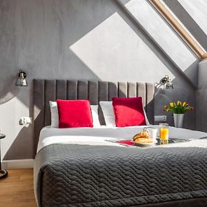 Browar Hevelius Apartments By Dom & House
